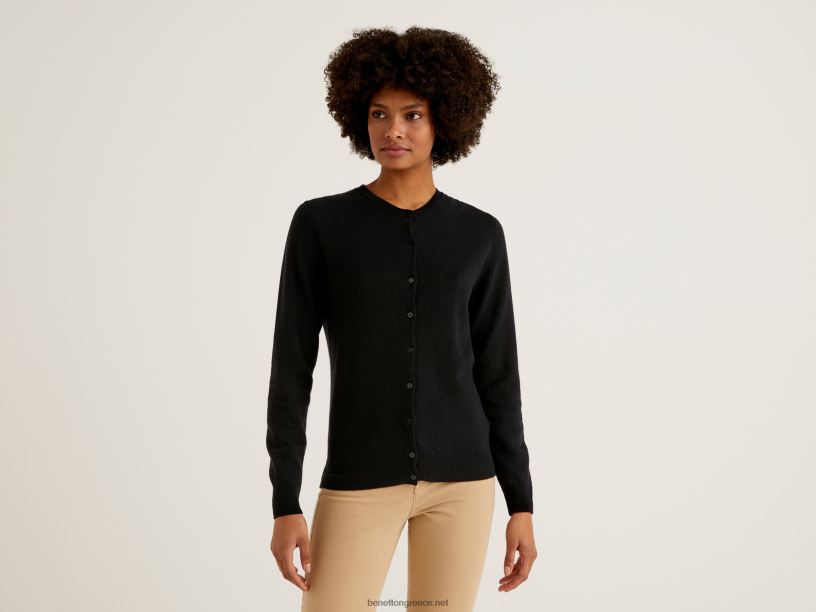 μαύρη ζακέτα με λαιμόκοψη από καθαρό μαλλί μερινό J8TLD3642 Benetton γυναίκες μαύρος