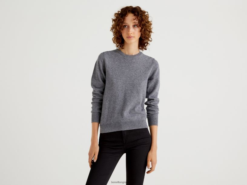 γκρι πουλόβερ με λαιμόκοψη από μαλλί μερινό J8TLD190 Benetton γυναίκες γκρί