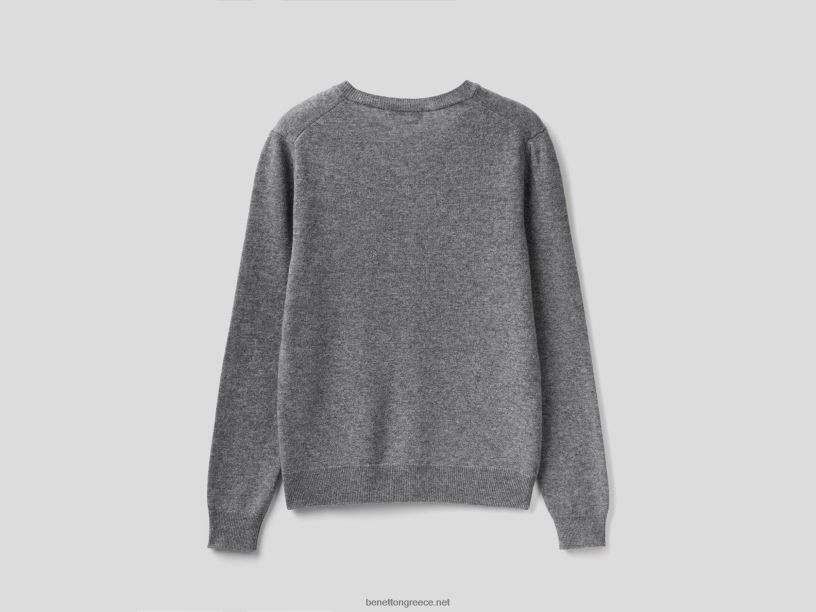 γκρι πουλόβερ με λαιμόκοψη σε αγνό μαλλί μερινό J8TLD3696 Benetton γυναίκες γκρί