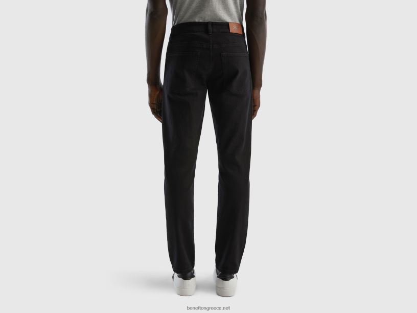 τζιν με λεπτή εφαρμογή με πέντε τσέπες J8TLD4680 Benetton άνδρες μαύρος