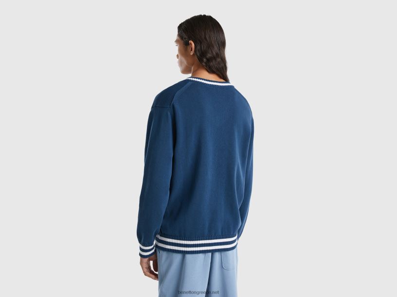 Πουλόβερ με λαιμόκοψη 100% βαμβάκι J8TLD4396 Benetton άνδρες μπλε της αεροπορίας