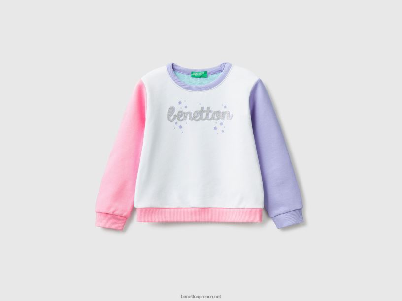 Φούτερ από οργανικό βαμβάκι με γκλίτερ στάμπα J8TLD2927 Benetton παιδιά πολύχρωμο